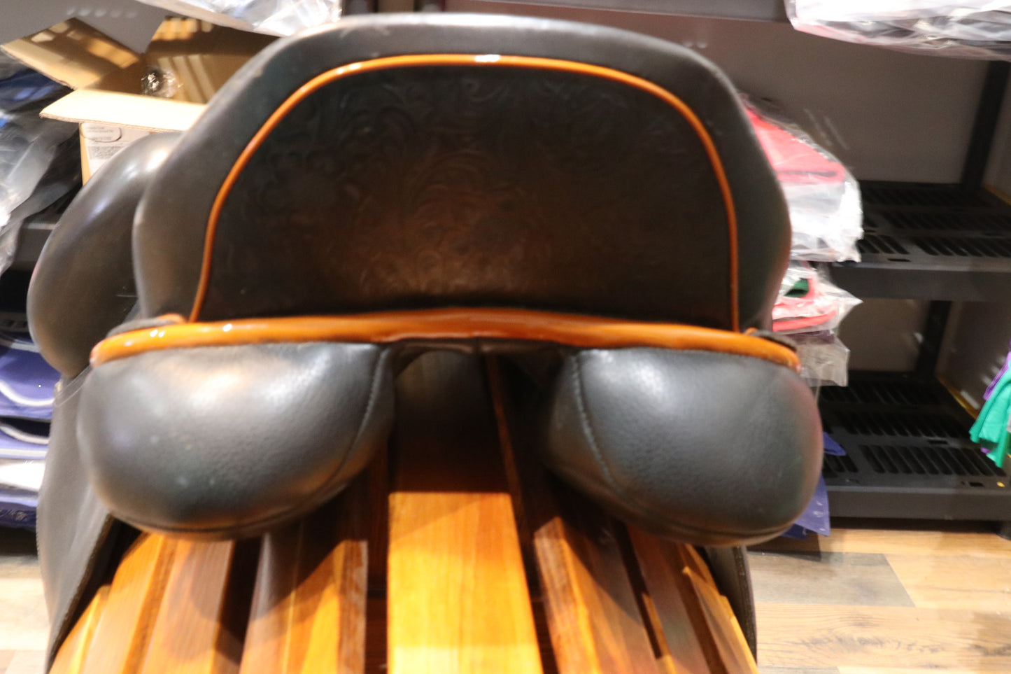 Trilogy Allegiance Dressage Saddle – 18” seat (rides like a 17.5”) DEMO