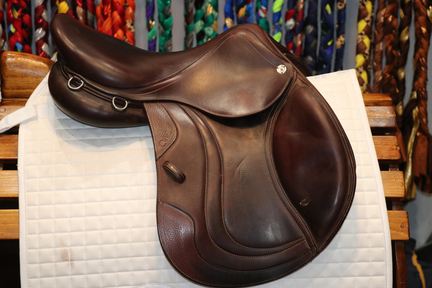 CWD SE01 Jump Saddle - 16.5" seat - USED