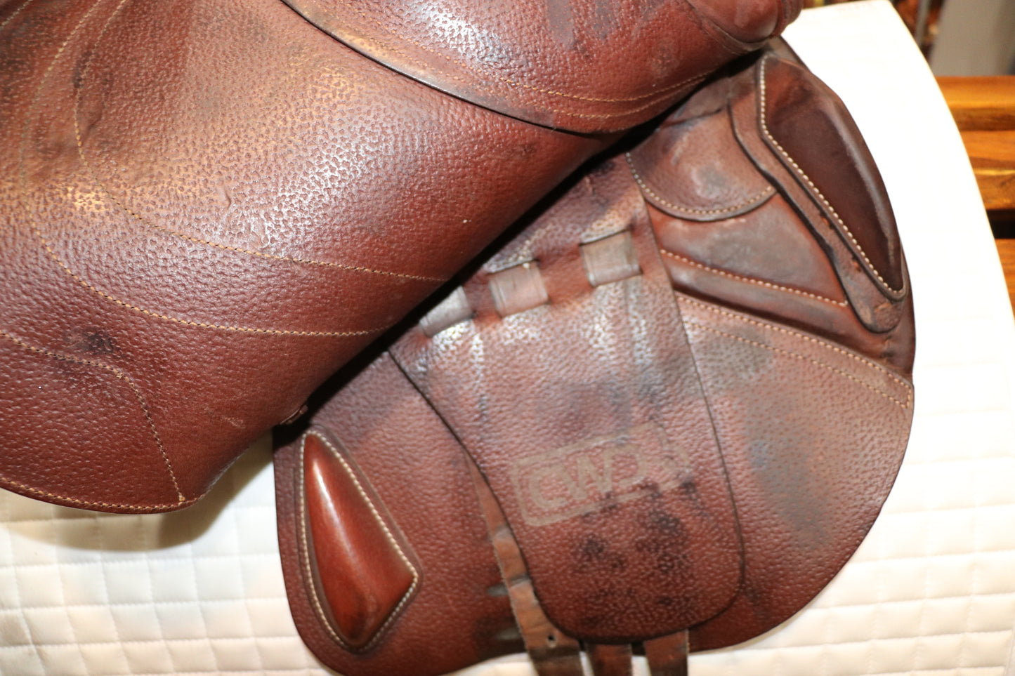 CWD SE01 Jump Saddle - 16.5" seat - USED