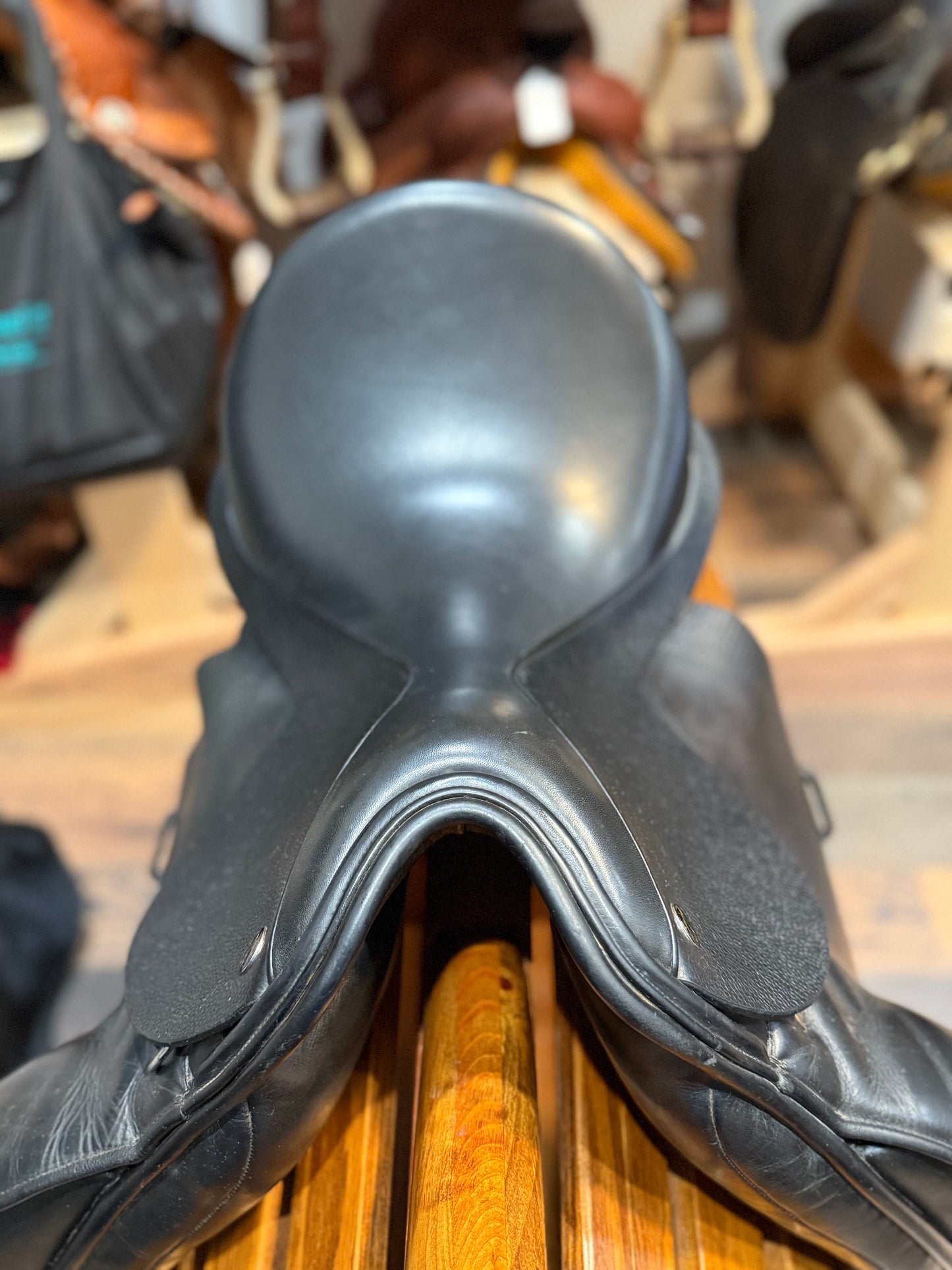 Trilogy Verago Elite Dressage – 18” seat (Rides like a 17.5”) – USED